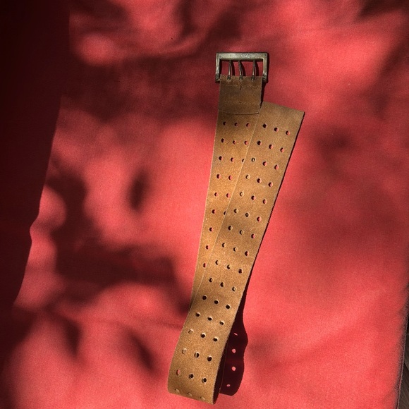 Abercrombie and Fitch Genuine Leather Belt size small - made in England - Picture 3 of 5